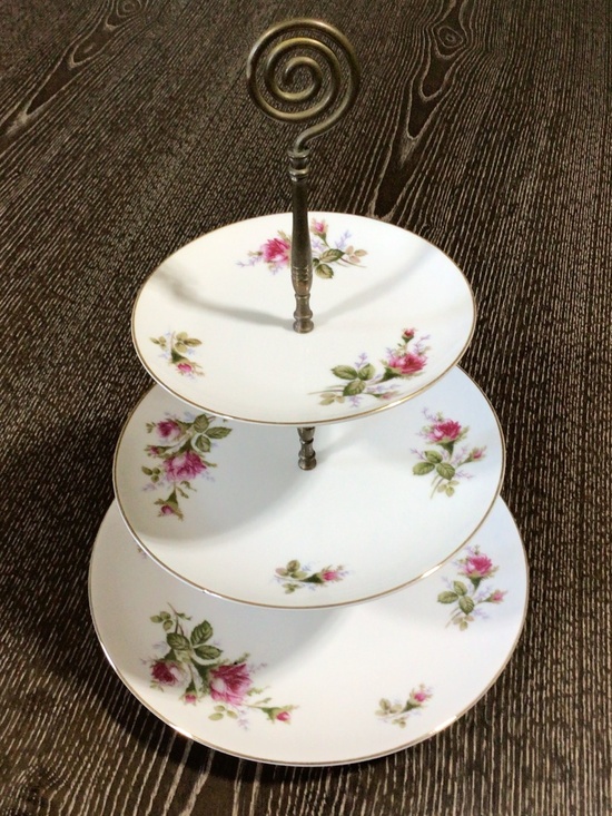 Other - Vintage 3 Tiered White Floral Porcelain Cake Stand
